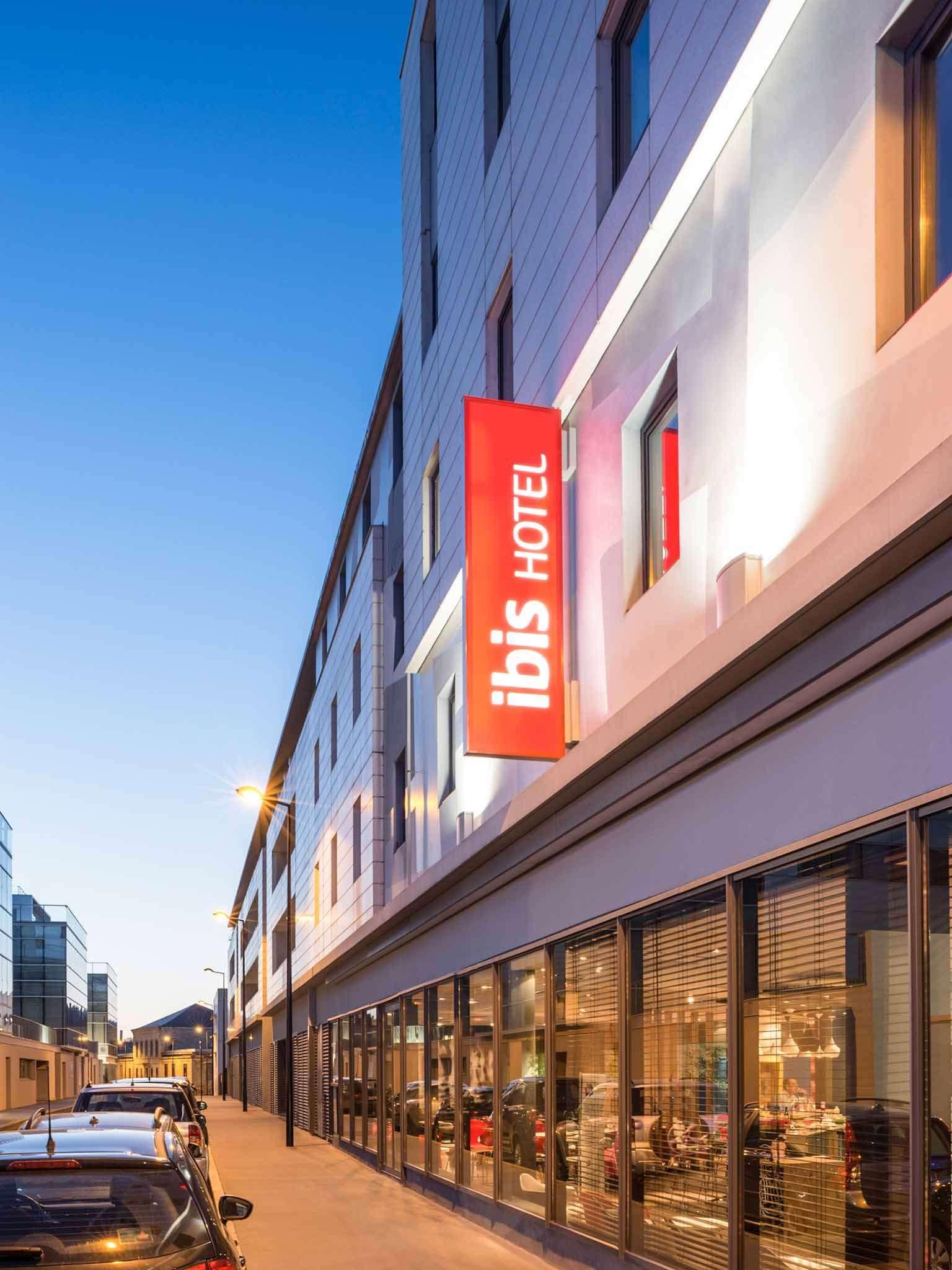 Ibis Bordeaux Centre Bastide Hotel Exterior photo