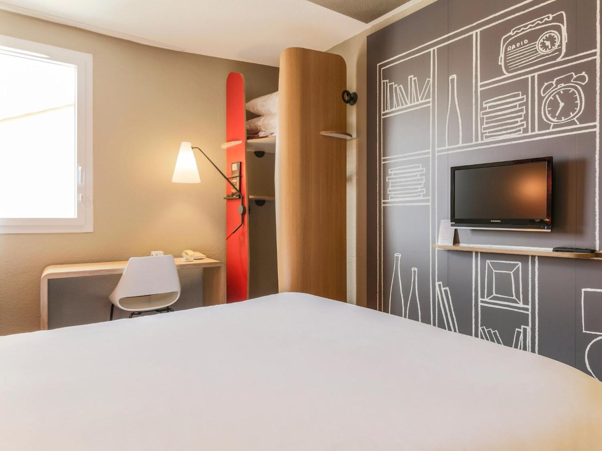 Ibis Bordeaux Centre Bastide Hotel Room photo