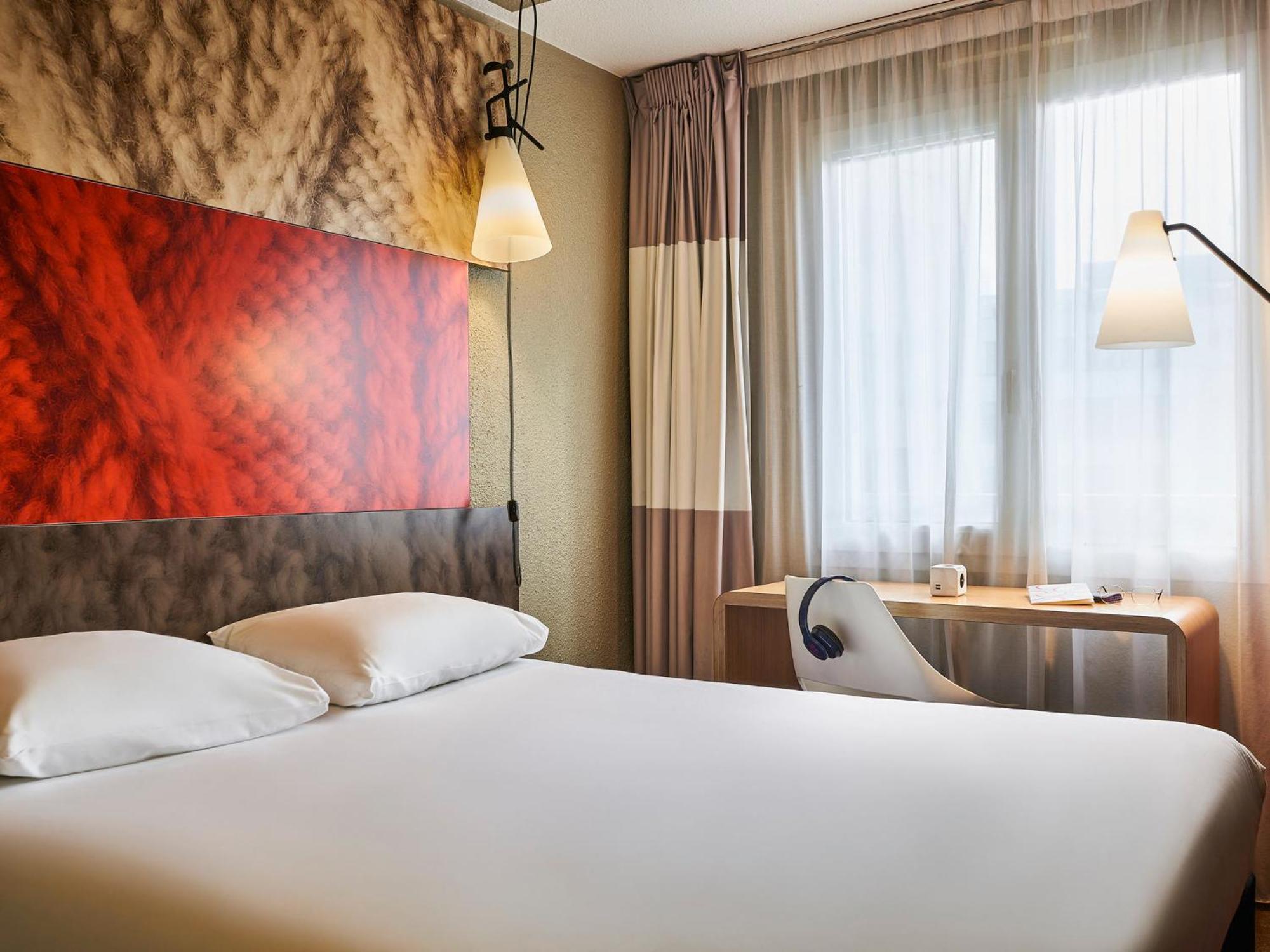Ibis Bordeaux Centre Bastide Hotel Room photo